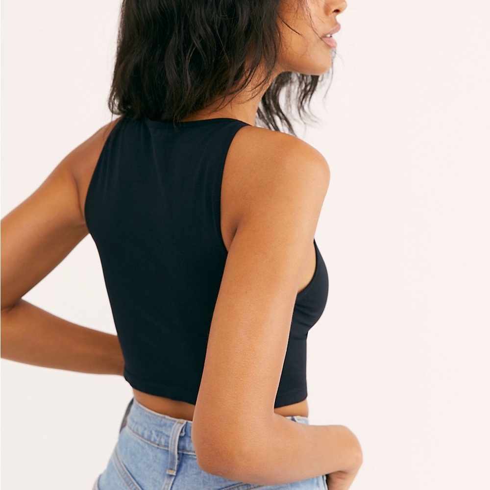 Intimately FreePeople.  Black.  Seamless, ultra stretchy and super soft. ✨